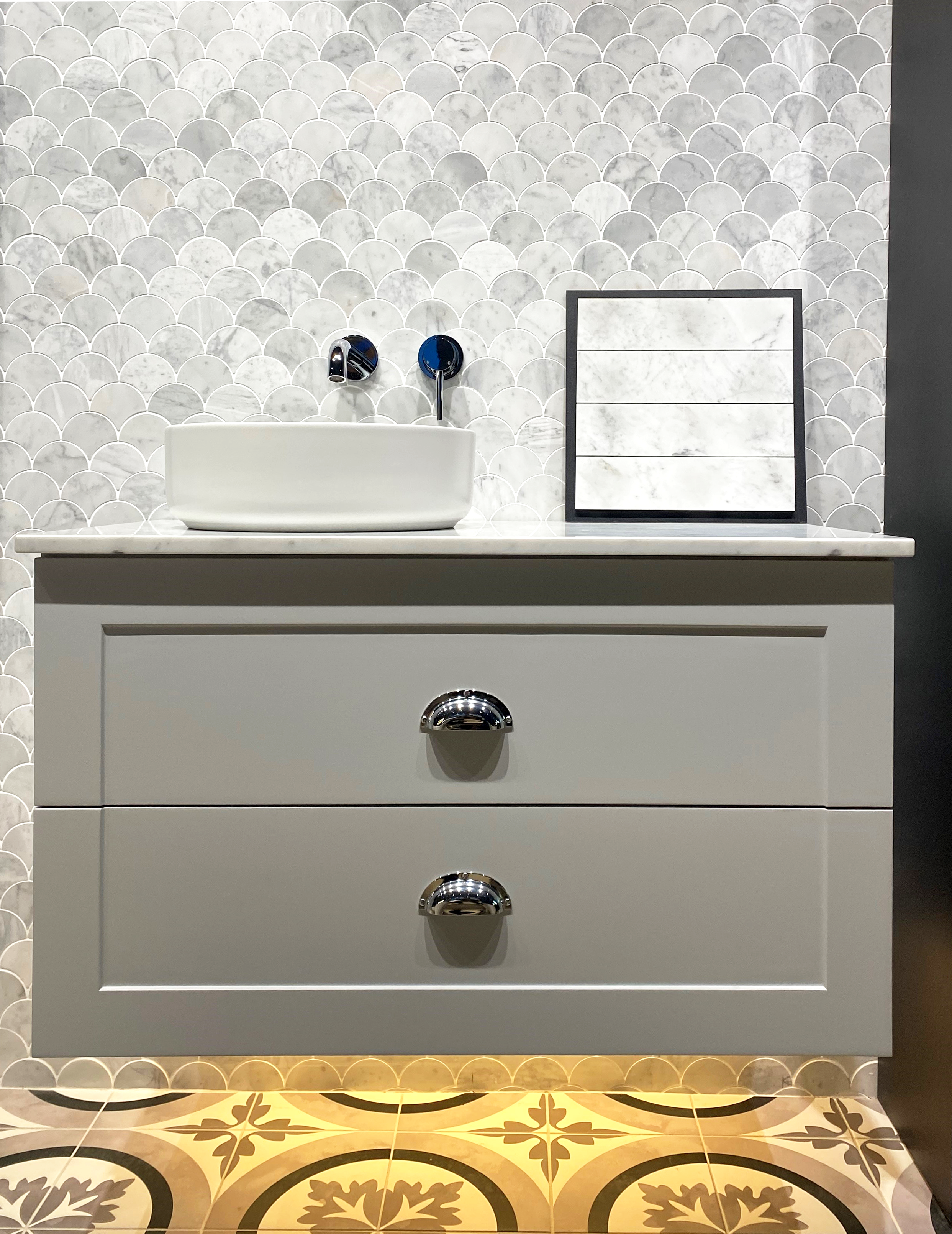 Ex-Display Provincial 900mm Wallmount Vanity in Tranquil Retreat Polyurethane Painted Finish